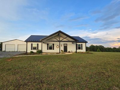 544 Collins Ferry Rd
