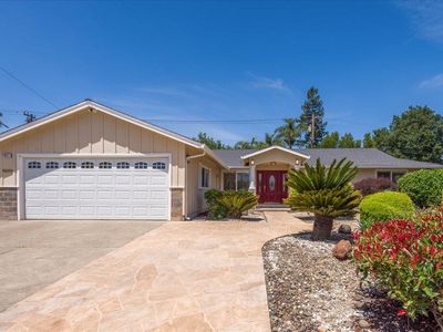 1027 Edmonds Ct