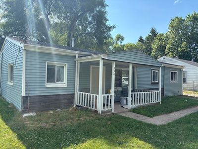 Property at 890 Dons Dr, Ypsilanti, MI
