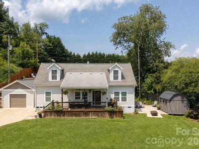 8 Blaines Way