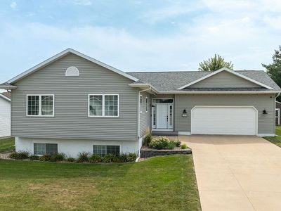 2385 Daleview Dr