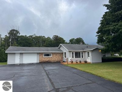 5556 Us Highway 131 S