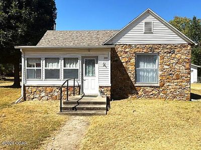 Property at 109 S 11th St, Sarcoxie, MO