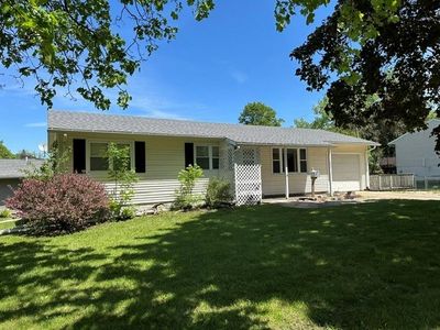 Property at 607 9th St, Charles City, IA
