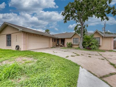 6433 Oakbrook Dr