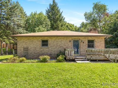 1085 Four Mile Rd NE