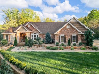 740 Crown Pointe Farms