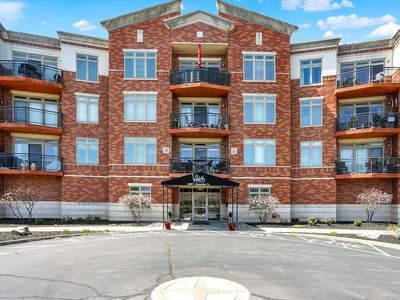 20971 Shoreline Ct APT 306