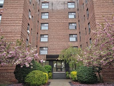 2212 Plumb 1st St APT 1G