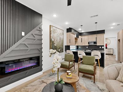 Property at 2415 Hooper St, Dallas, TX