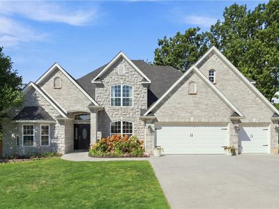 1300 NE Plymouth Dr