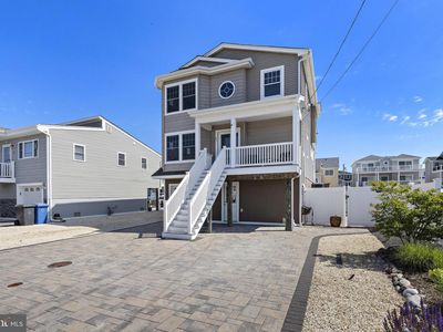 41 Harry Dr