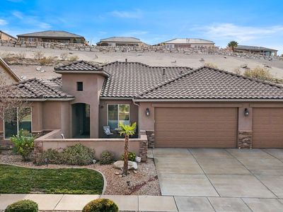 1731 W Whitestone Dr