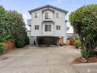 2215 14th Avenue W #1