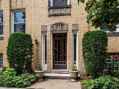 6140 N Hamilton Ave #1S