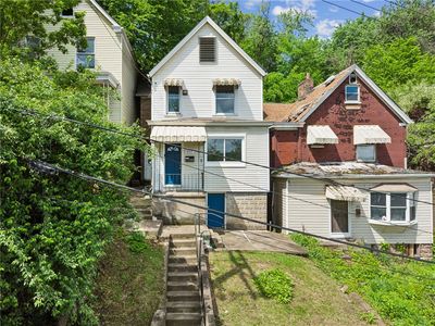407 Alexander St