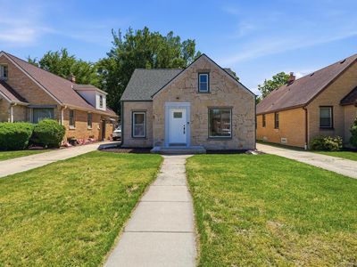 3040 N 76th STREET