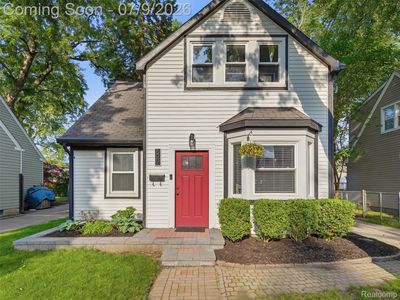622 N Rembrandt Ave
