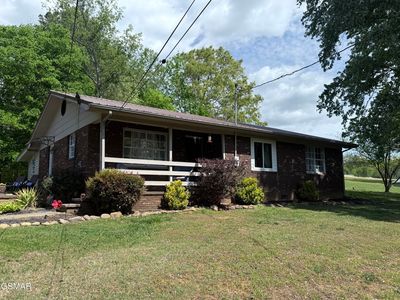 211 Circle Rd