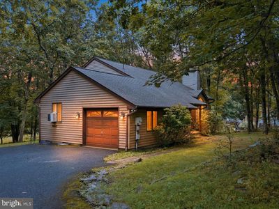 Property at 408 Longview Dr, Stroudsburg, PA