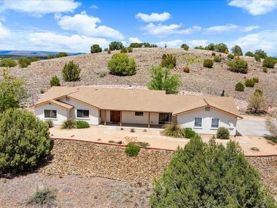 20775 N Hackamore Ln