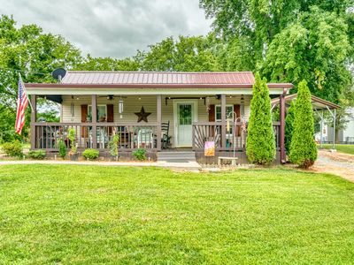 3389 Jefferson Davis Hwy W