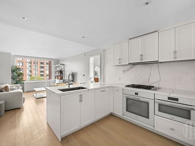 212 Warren St APT 5N
