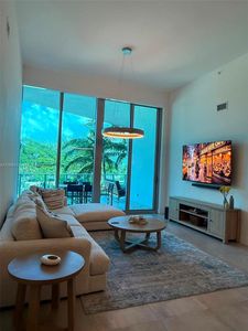 701 N Fort Lauderdale Blvd #214