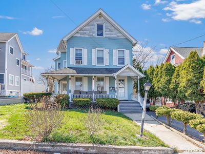 9 Quintard Avenue