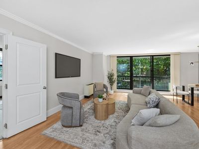 50 Longwood Ave APT 517
