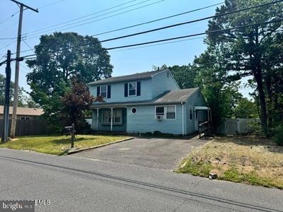 855 Lynnwood Ave