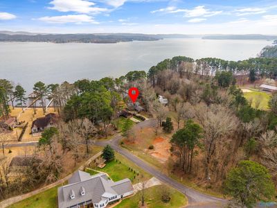 29 Lake Breeze Dr