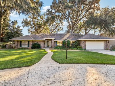 14552 LONGVIEW Drive S