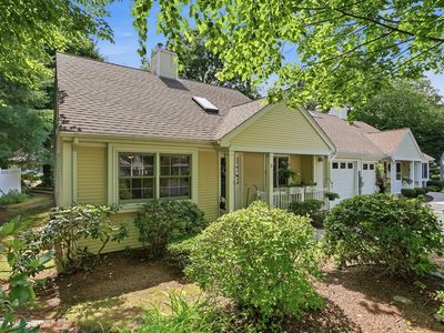 8 Stratton Dr Unit 8
