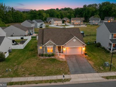 27 River Cliff Cir