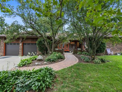 Property at 205 Surrey Ct, Monticello, IL