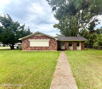 33 Trailwood Cir