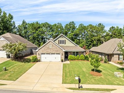 1084 Hampstead Ln