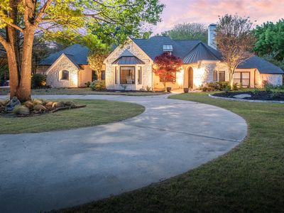 221 Forestview Dr