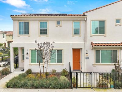 5301 E Commerce Way #39102