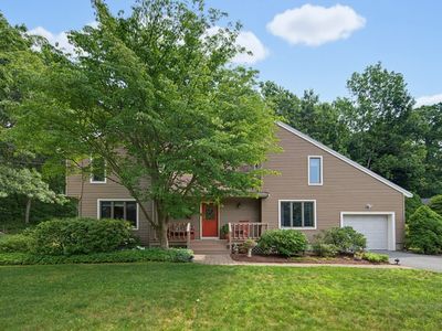 14 Shoreline Dr