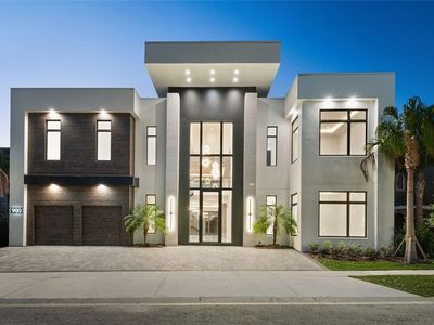 900 GOLDEN BEAR DRIVE