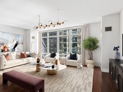 207 E 57th St APT 5C