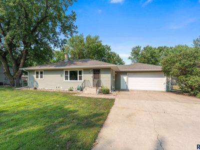 313 S 4th Ave