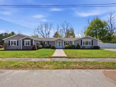8 Lisa Rd