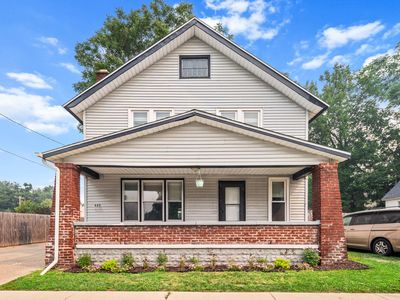 443 Hall St SE