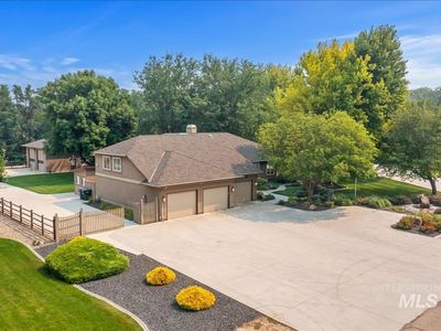 16610 Rose Briar Ln