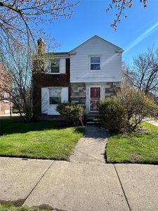 5556 Cadieux Rd