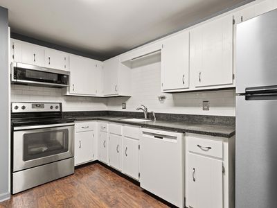 221 Oak St #321