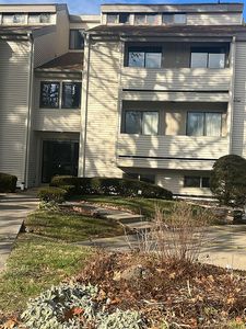 2101 Melrose Dr APT A